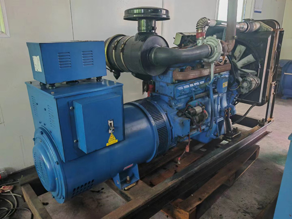 高州100kW柴油发电机组使用多级机油有哪些优缺点？